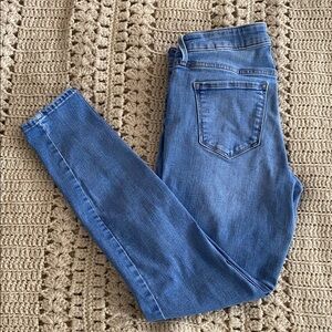 Old Navy Women's Skinny Jeans 6Wx27L